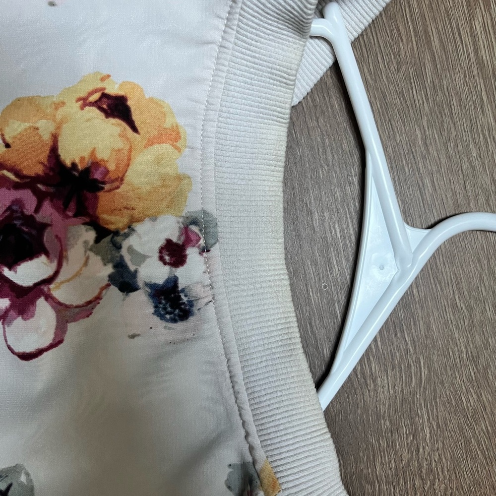 Flower jacket - Picture 3 of 4